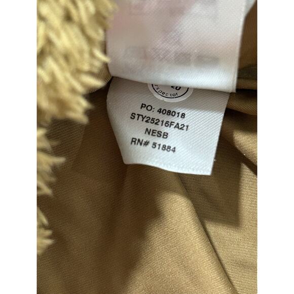 Patagonia Women's Los Gatos Fuzzy Sherpa Fleece Vest Jacket Size Medium Brown - Picture 8 of 9